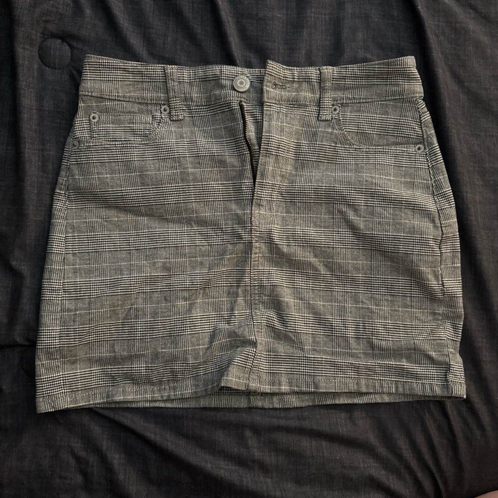 American Eagle Outfitters Gray Plaid Skirt